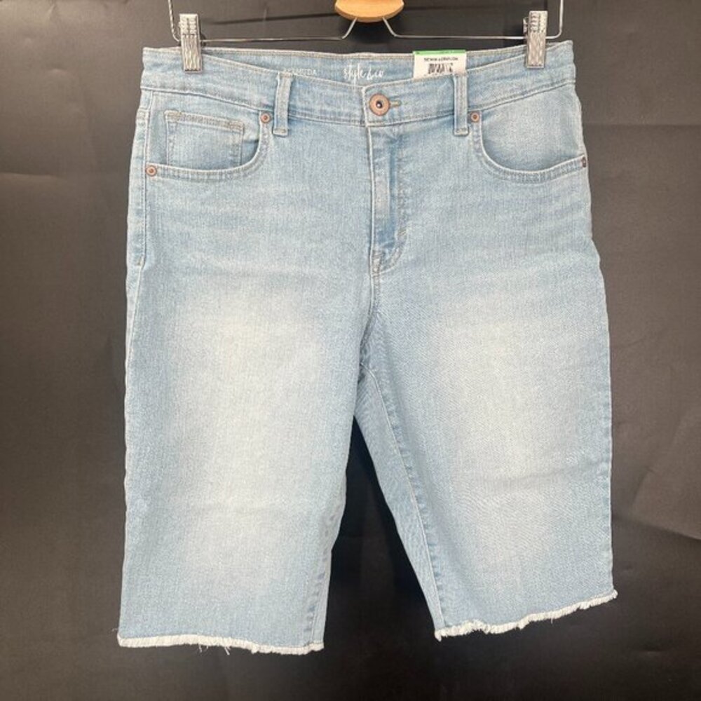NEW Style & Co. Bermuda cut off stretch denim shorts light‎ wash blue mid rise 8